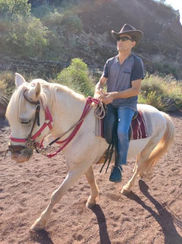 michel calin 52 ans Ceyras