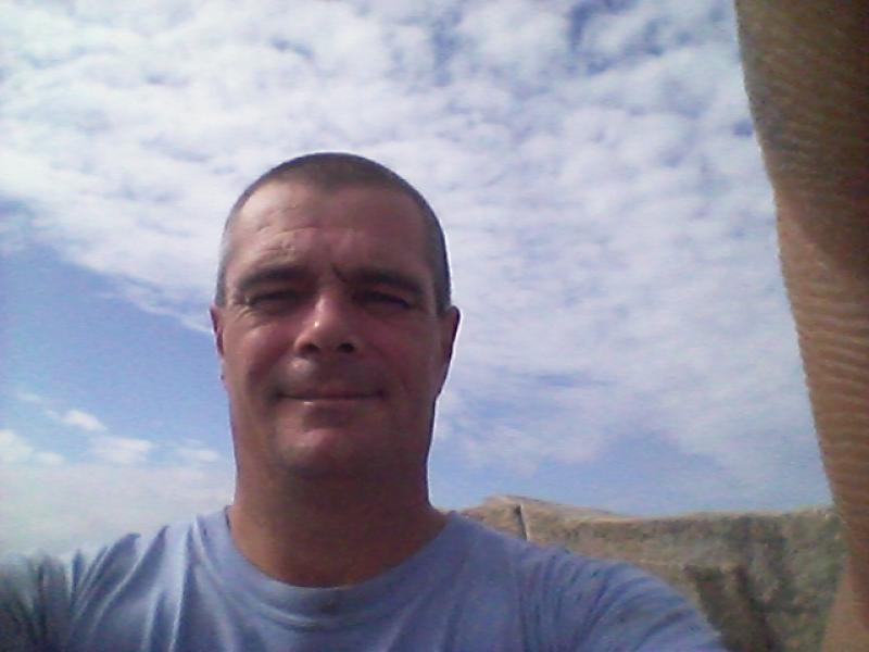 Cyril  51 ans Pleumeur Bodou