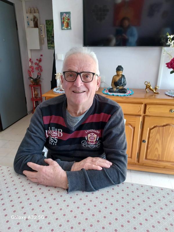 serge 76 ans Arles
