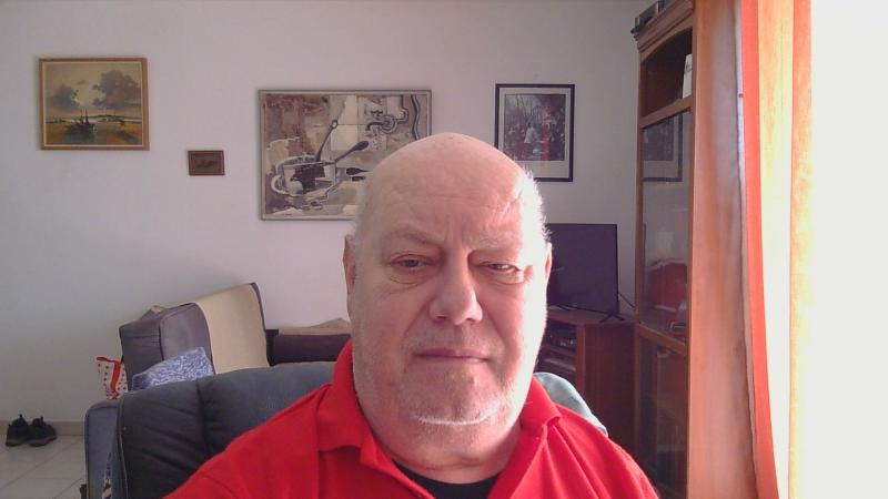 erwannn 67 ans Perpignan