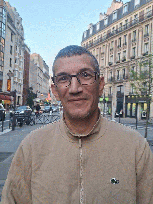 Cyril 49 ans Achères