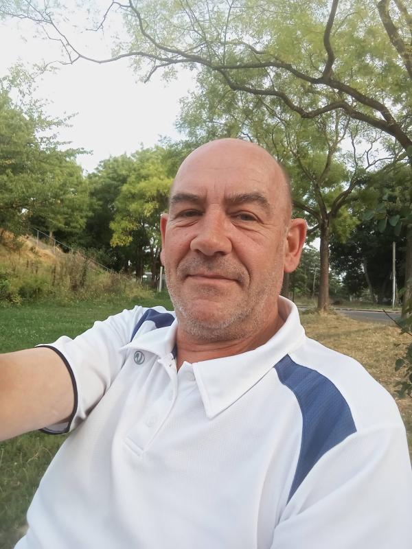 Bruno 58 ans Fontenay aux Roses
