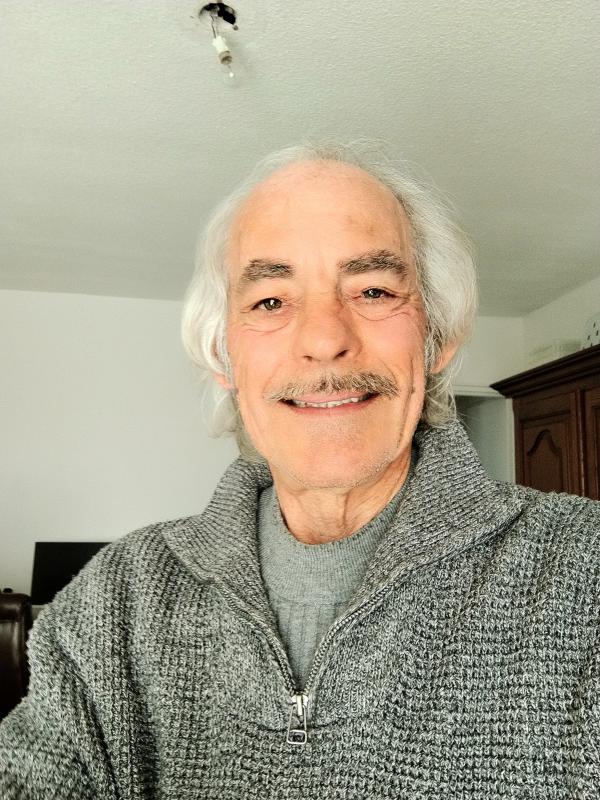 Jean Claude  69 ans Adrets de l'Estérel