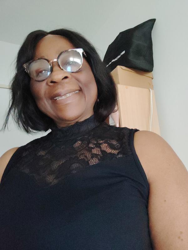 Julie 61 ans Évreux