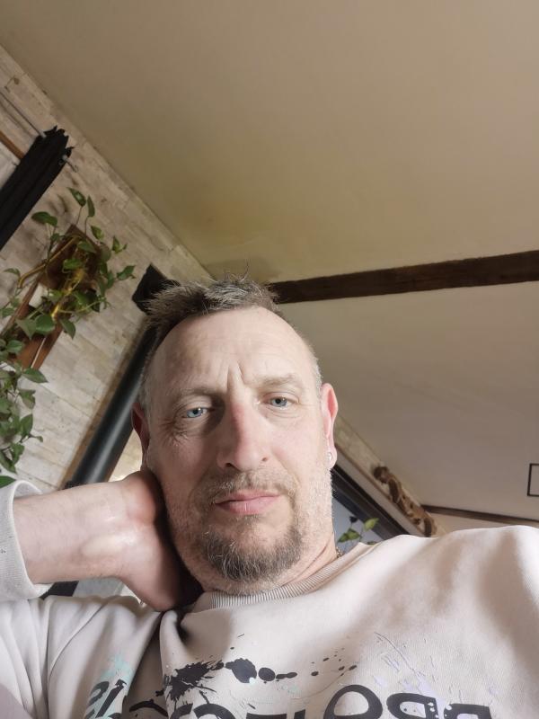 Cyril Jasinski 47 ans Blincourt