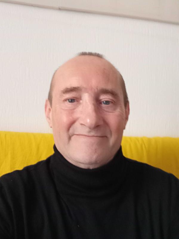 Dominique 65 ans Sisteron