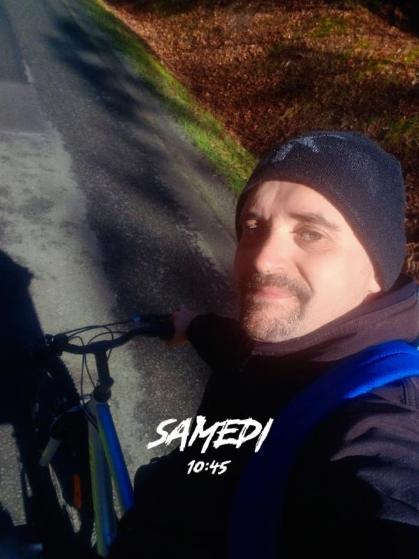 Arnaud  40 ans Mayet