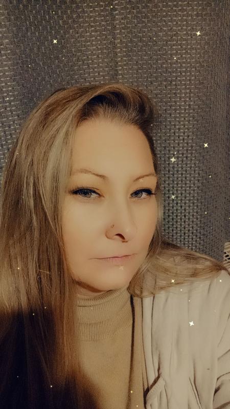 Marjorie  36 ans Andeville