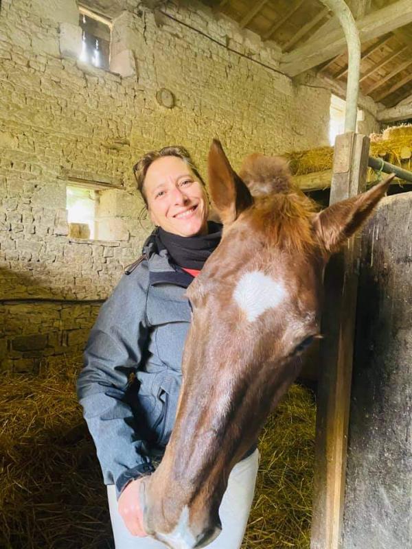 Sandrine  49 ans Saint Médard d'Aunis