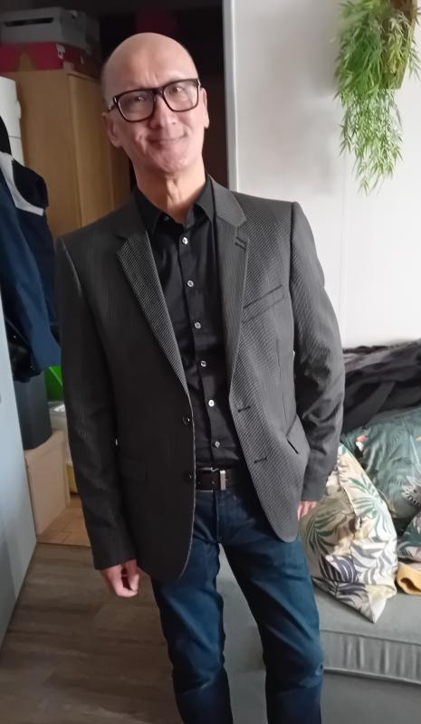 Zitmomo  67 ans Créteil