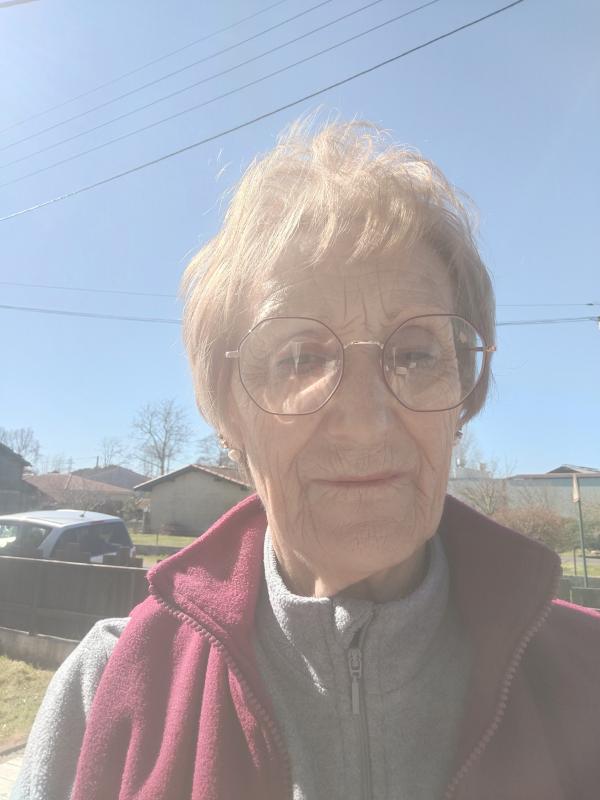 Suzie  78 ans Aureilhan