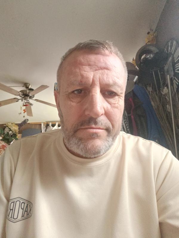 Patrick Guillain 58 ans Arras