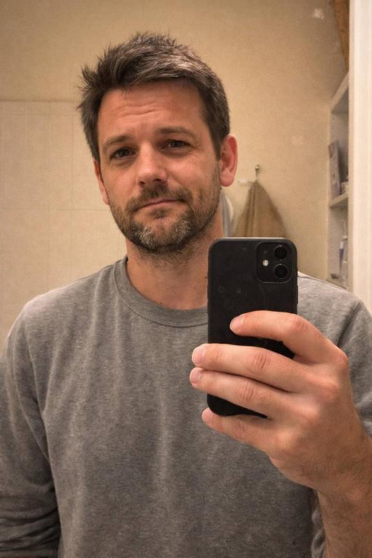 Nicolas 42 ans Noisy le Grand