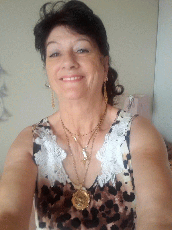 Yolande  74 ans Chaillé sous les Ormeaux