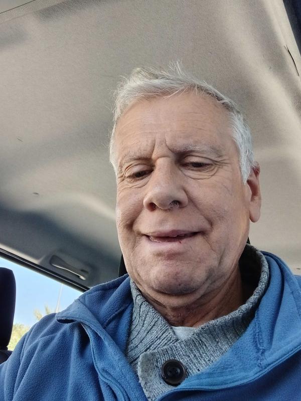 Eric  65 ans Ceyreste