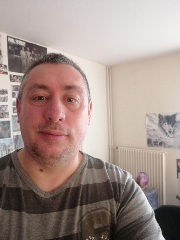 Romain 47 ans Nevers