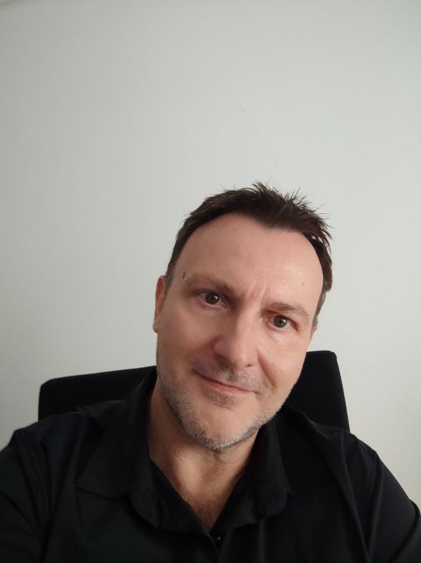 Gillou 59 ans paris 10eme arrondissement