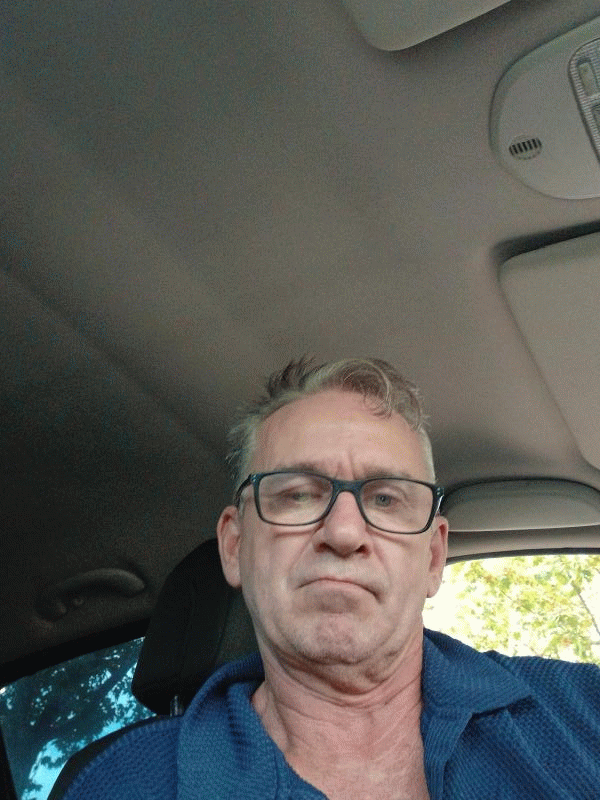 Michel  55 ans Manosque