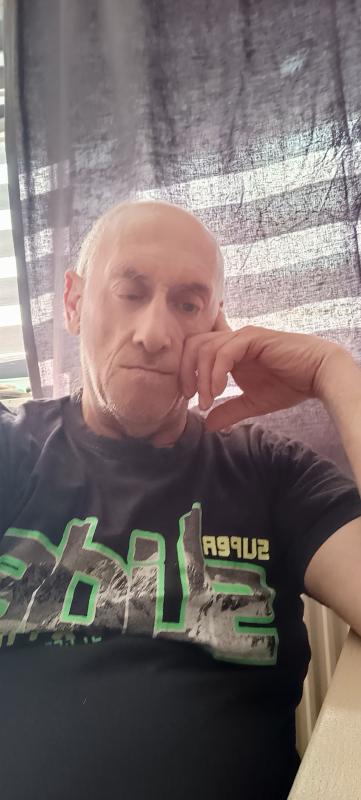 Michael 65 ans Douai