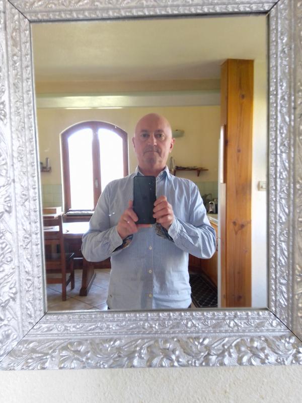 Jean-Luc la moussière  63 ans Saint Symphorien de Lay