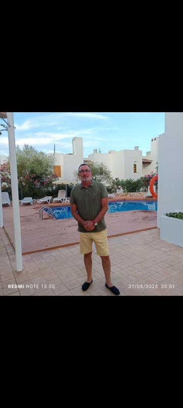 Olivier 56 ans Auffargis