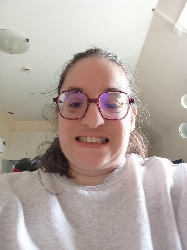 Lydia 37 ans Hautefeuille