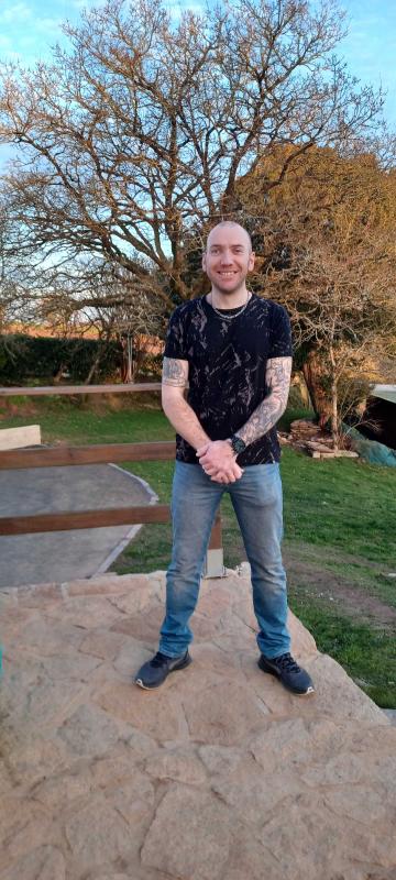 Matt 33 ans Cléden Poher