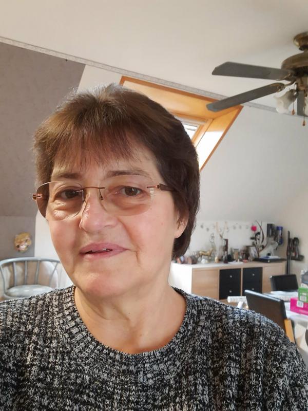 Fanfan  66 ans Lanvéoc