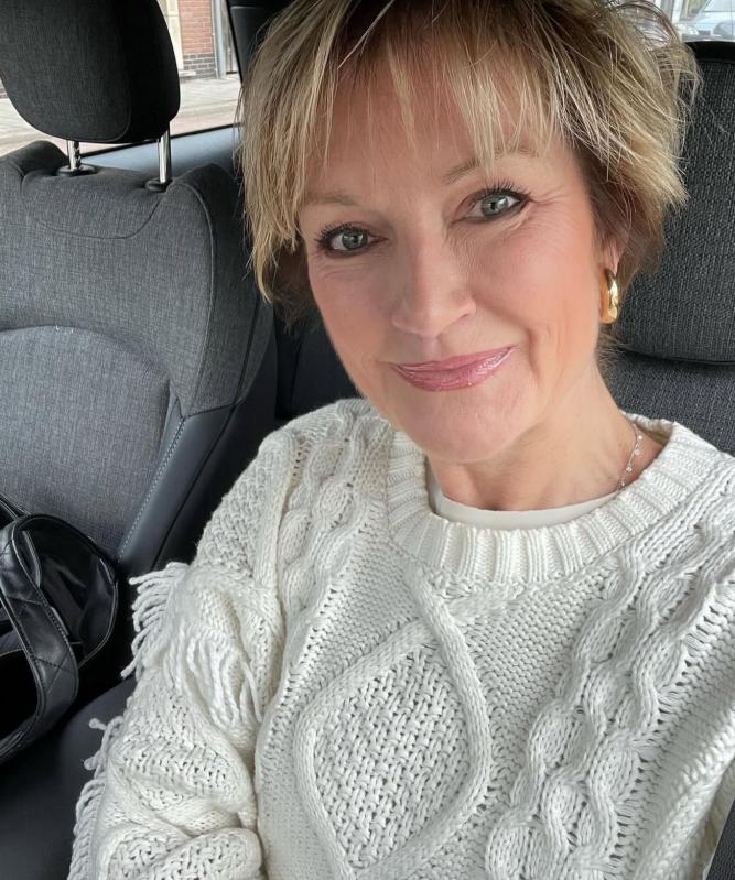 sylviane 53 ans Saint Nazaire