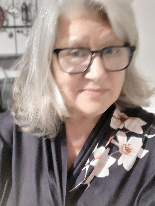 Mariana 64 ans Rennes