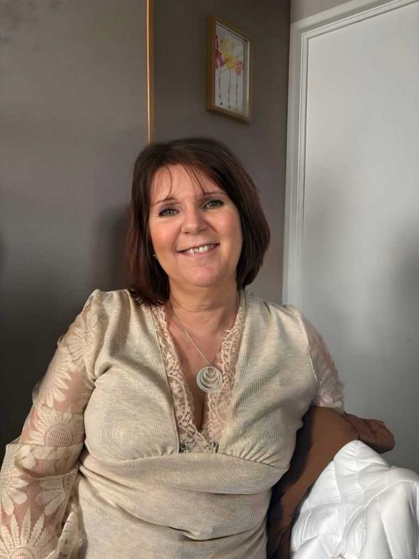 valou 56 ans Aunay sur Odon