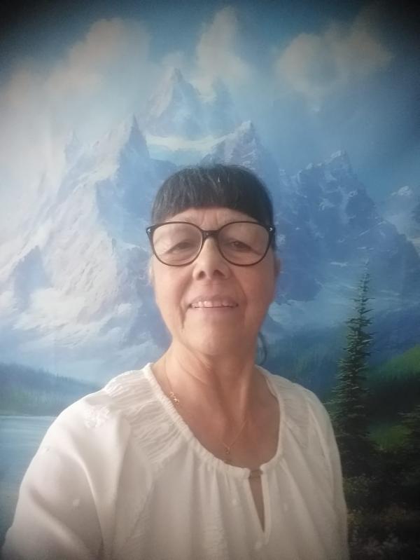 Violetta 73 ans Bar sur Aube