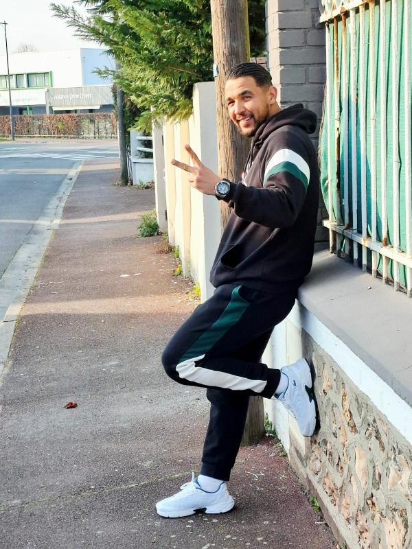 Laid 32 ans Le Petit Quevilly