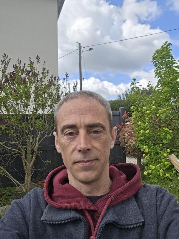 Jerome 46 ans Vierzon
