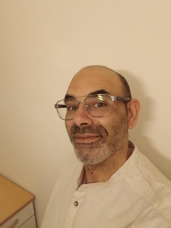 Ramzi  47 ans paris 19eme arrondissement