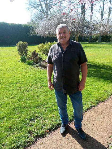 Daniel 72 ans Cambrai