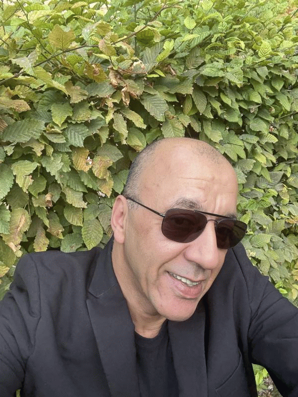 Néo 52 ans paris 14eme arrondissement