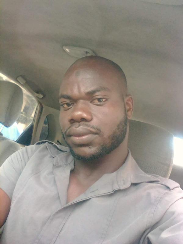 Gatien 34 ans paris 20eme arrondissement