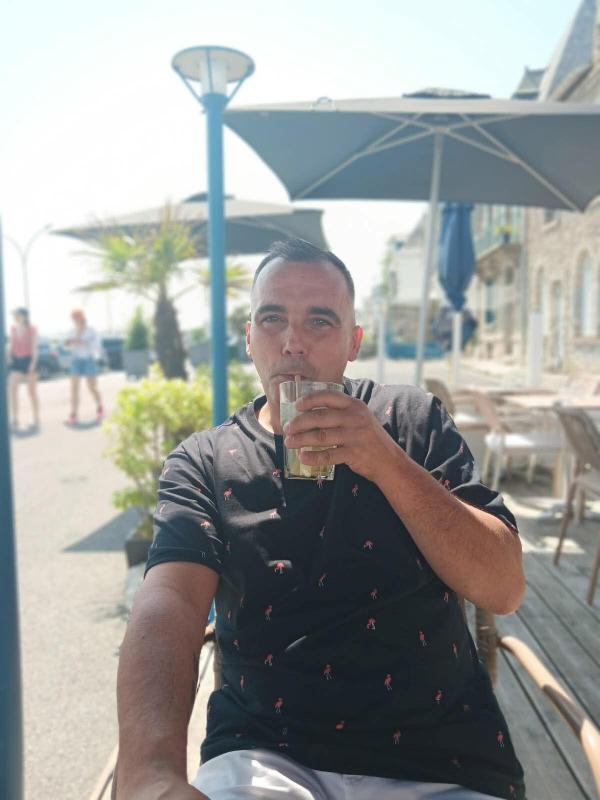 David  44 ans Saint Nazaire