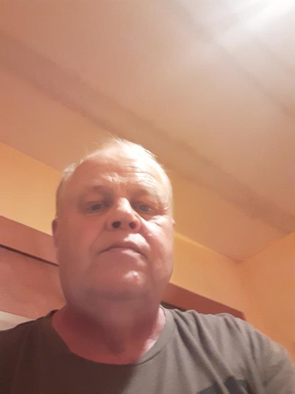 Patrick 61 ans Castelsarrasin