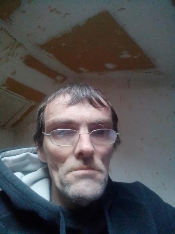 sebastien 46 ans Talensac