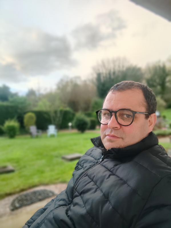 Abdeladim  49 ans lyon 8eme arrondissement