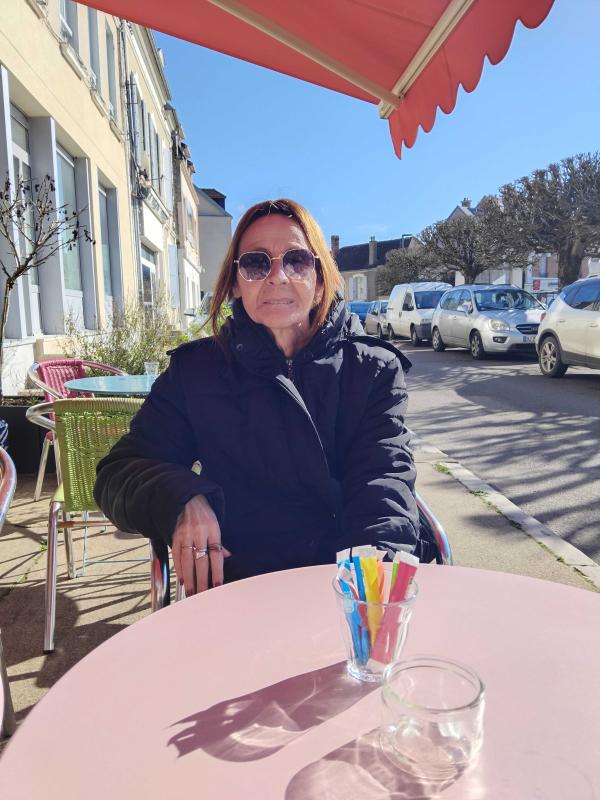 beatrice 68 ans Saint Florentin