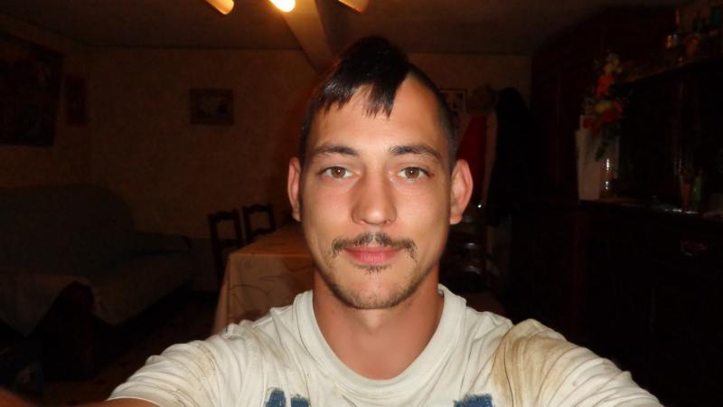 jerome hamard 41 ans Saint Bômer les Forges