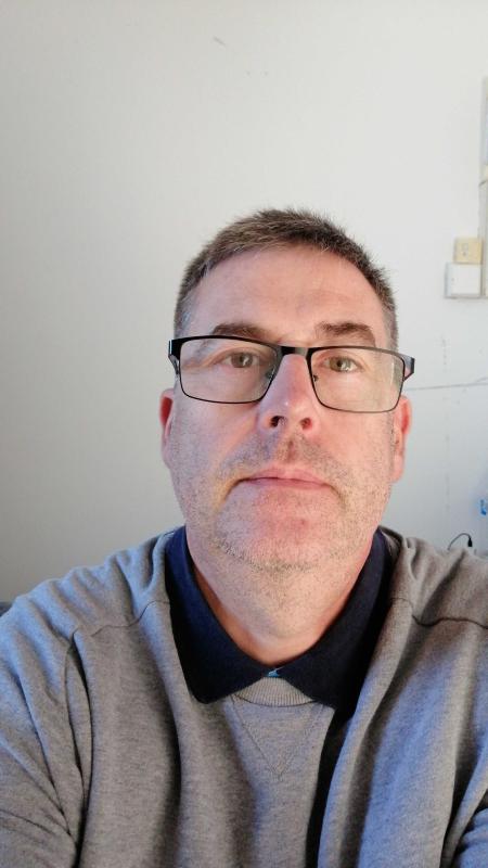 David  47 ans Vieux Marché