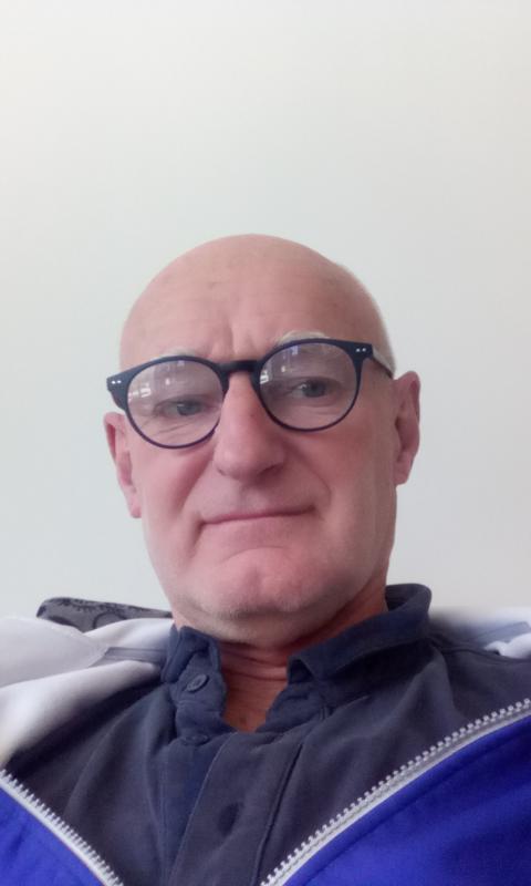 Denis 62 ans Caen