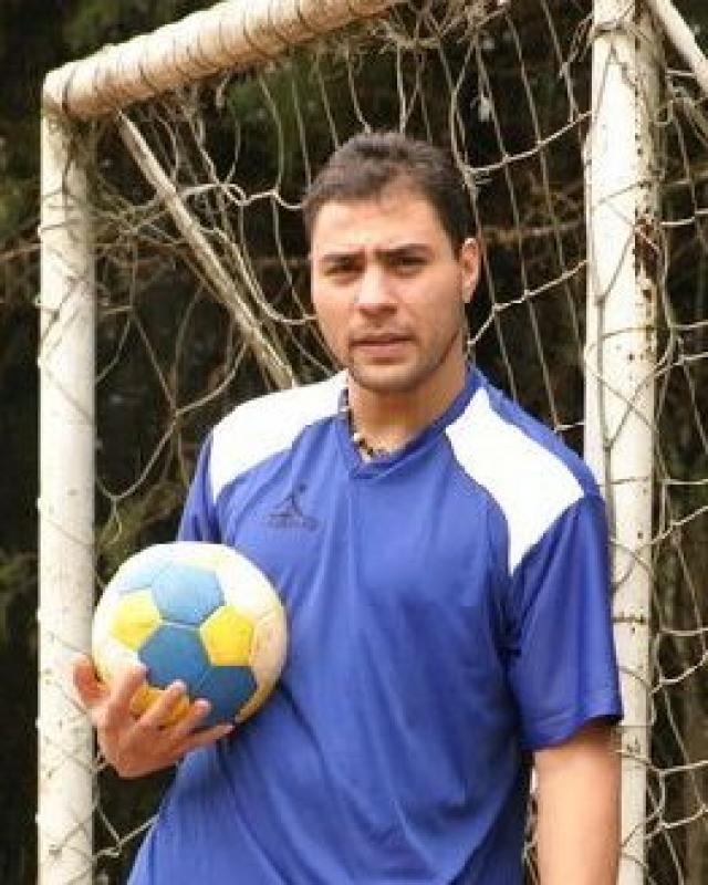 Fausto  24 ans Melun