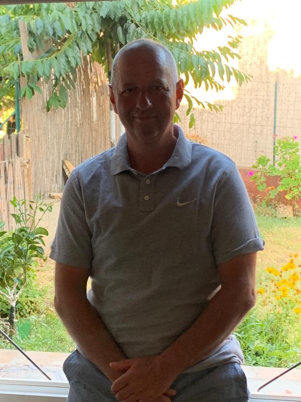 gerald 52 ans Lons le Saunier