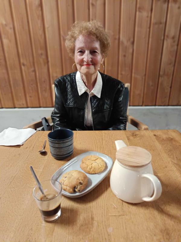 Jeannine  77 ans Narbonne