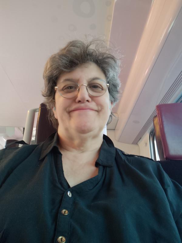 Caroline  59 ans Saint Étienne